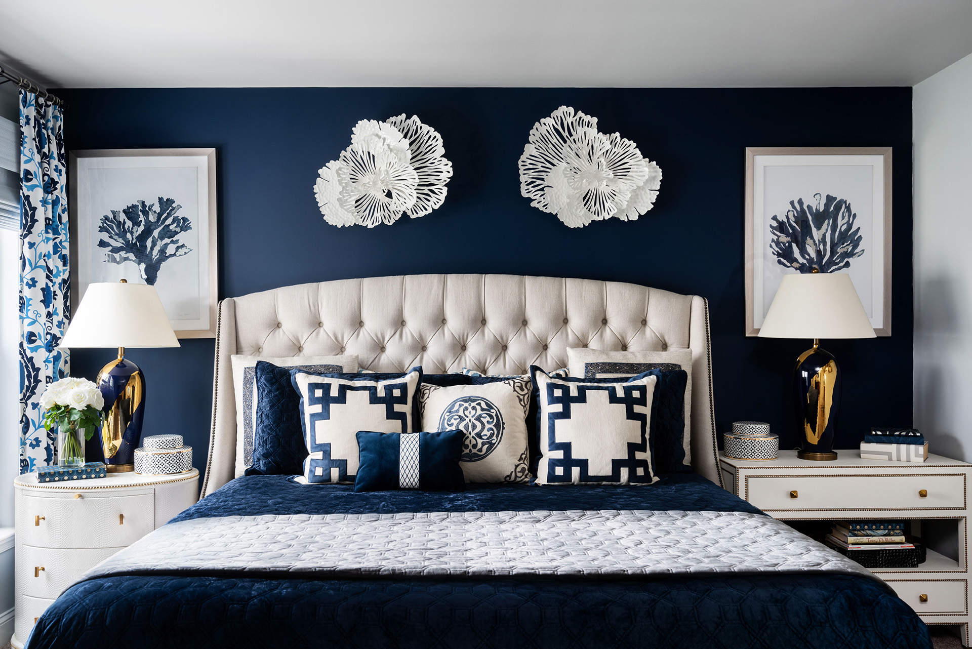 18 fun ways to accent a bedroom wall   Posh Home Designs ...
